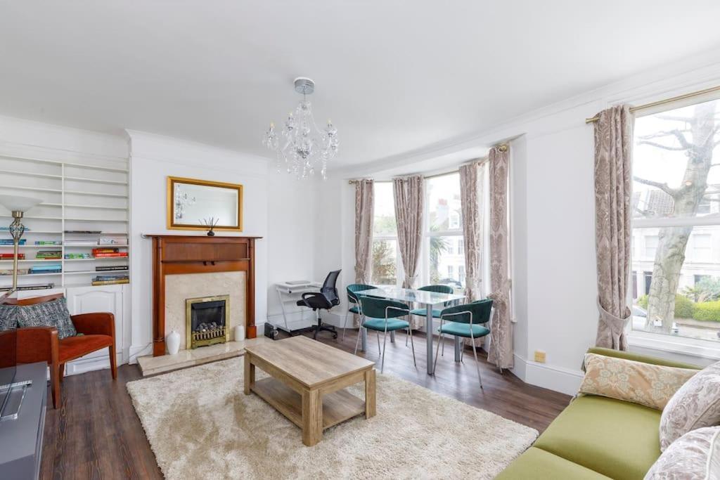 Charming 2 Bedroom Flat In Central Hove With Free Parking Eksteriør bilde