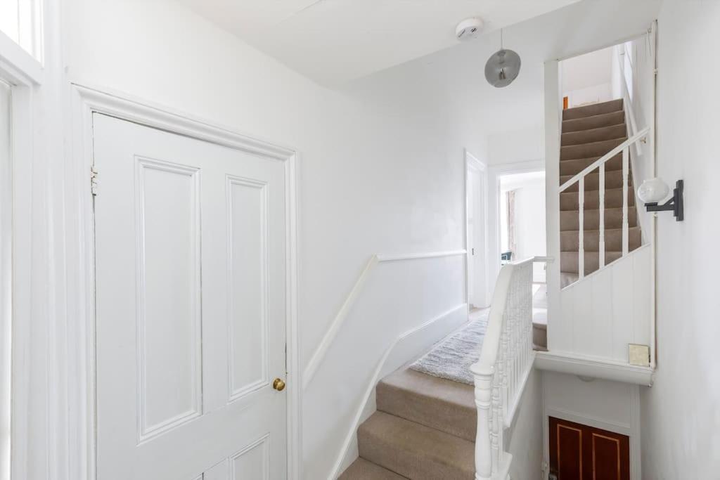 Charming 2 Bedroom Flat In Central Hove With Free Parking Eksteriør bilde