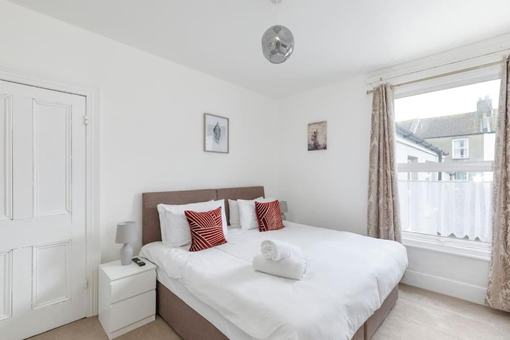 Charming 2 Bedroom Flat In Central Hove With Free Parking Eksteriør bilde