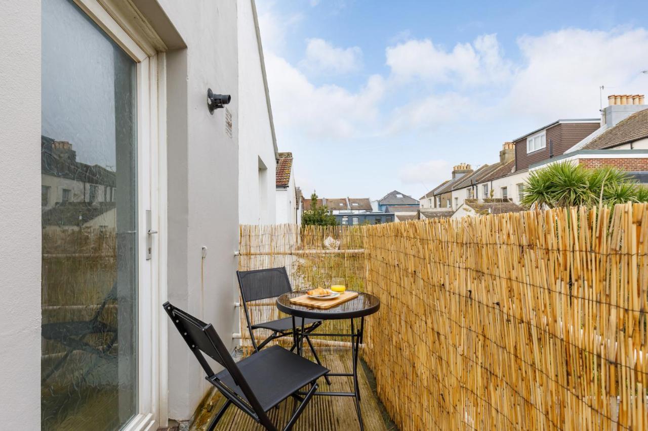 Charming 2 Bedroom Flat In Central Hove With Free Parking Eksteriør bilde